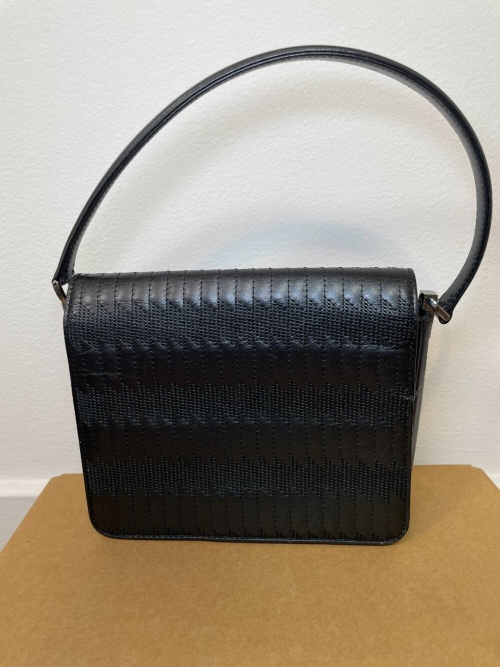 MILA SCHON Vintage Structured Black Shoulder Bag